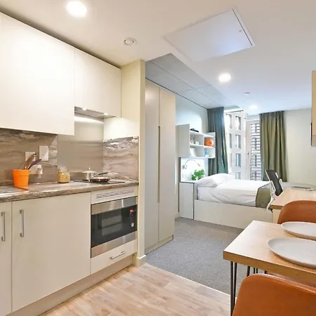 For Students Only Studios And Ensuite Bedrooms With Shared Kitchen At Liv Student In Sheffield Exterior photo