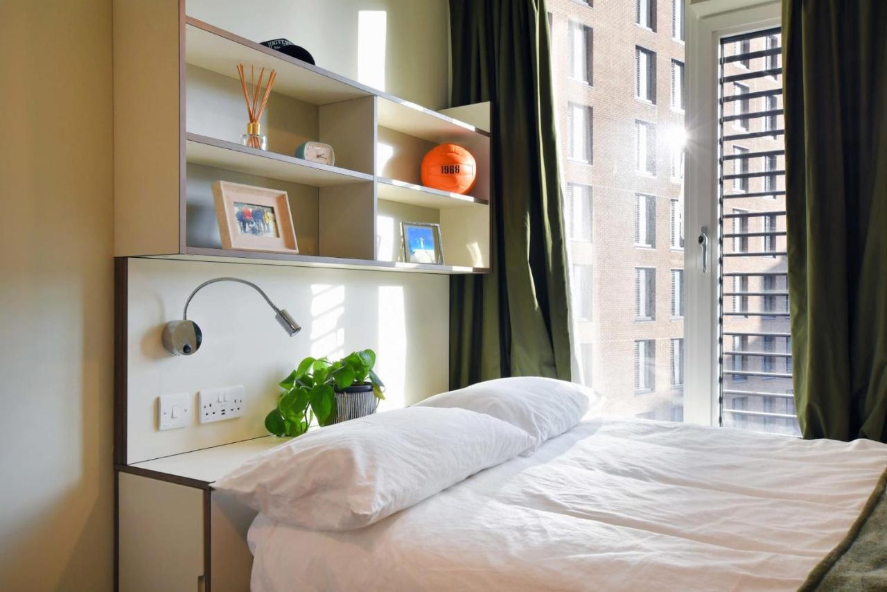 For Students Only And Ensuite Bedrooms With Shared Kitchen At Liv Student In Appartement *